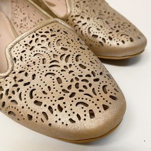 Audrey Brooke Rose Gold Flat